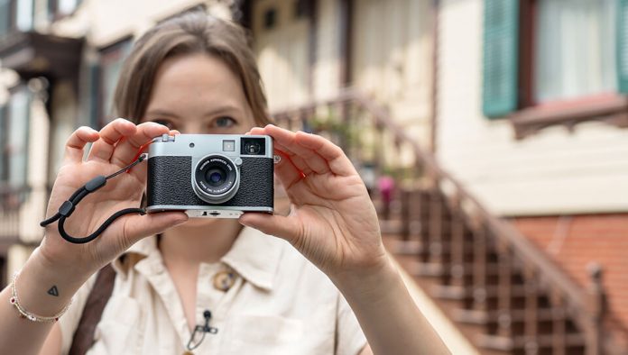 Fujifilm X Half