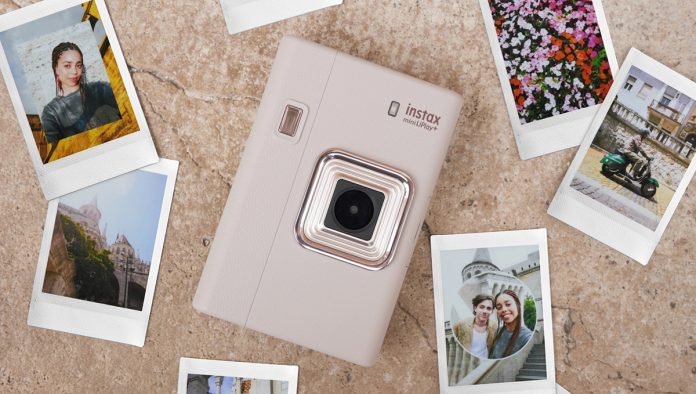 Fujifilm instax mini LiPlay+