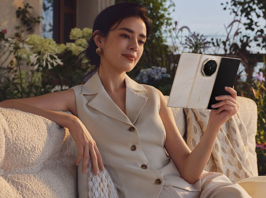 Huawei Mate XT 2