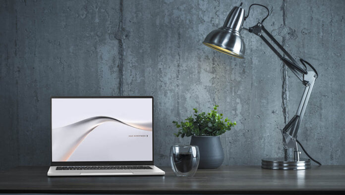 ExpertBook A7