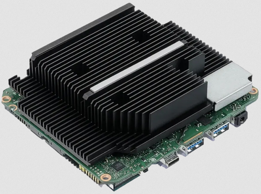 Asus NUC 14 Essential Fanless